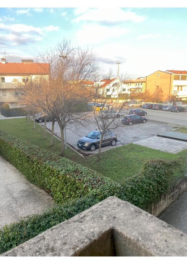 Civico 38 Apartment Bassano del Grappa Luaran gambar