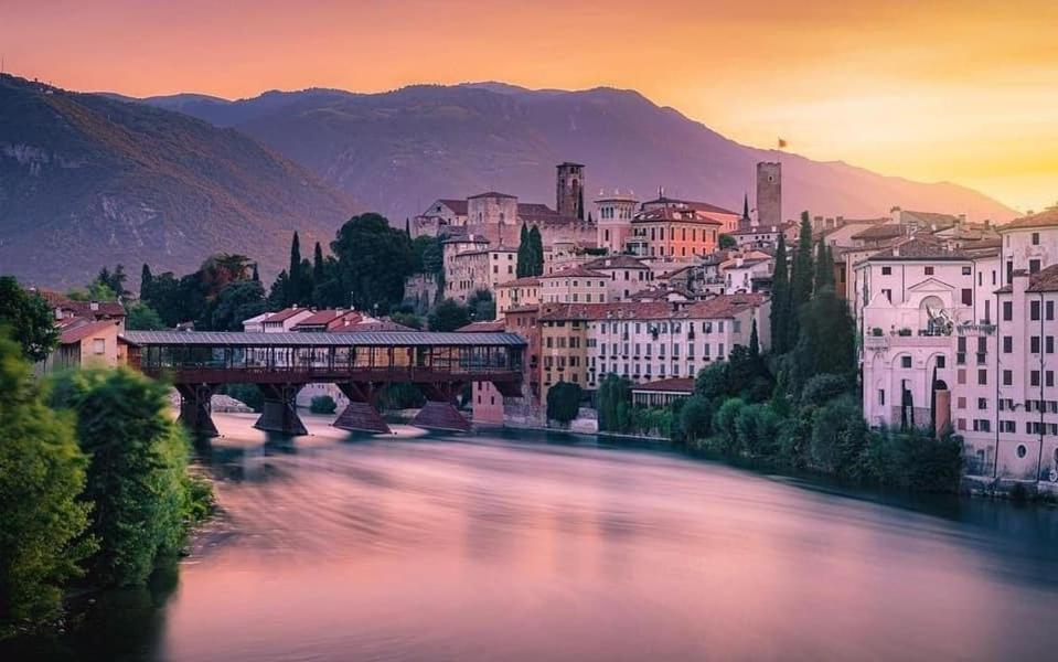 Civico 38 Apartment Bassano del Grappa Luaran gambar